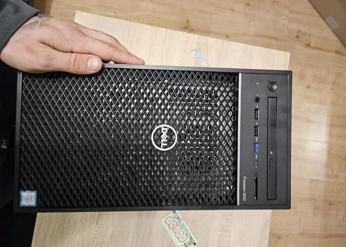 Grajewo ogłoszenia: Dell Precision 3630 z procesorem i5, 16 GB pamięci RAM i dyskami...