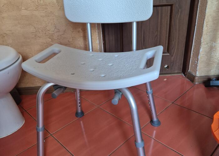 Grajewo ogłoszenia: Nowiutkie krzesło pod prysznic. 
Możliwość regulacji wysokości.