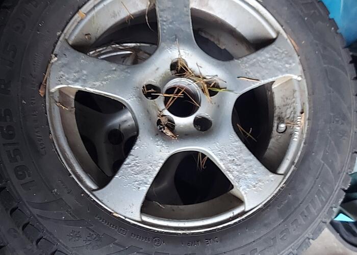 Grajewo ogłoszenia: Witam sprzedam komplet kol zimowych 5x112  195/65/15 za 650zl